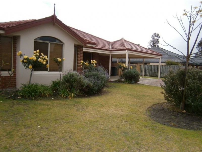 31 Glenfield Drive, Australind WA 6233