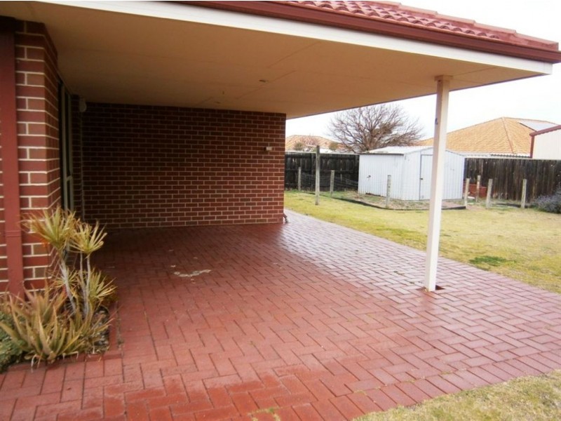 31 Glenfield Drive, Australind WA 6233