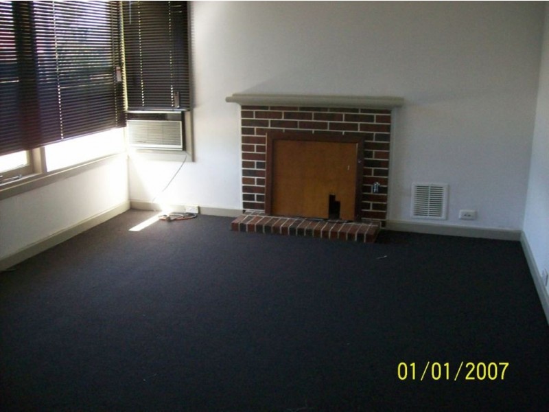 8 Vixen Street, Withers WA 6230