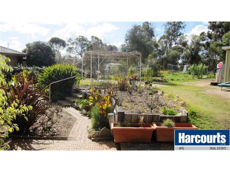 12 Nangip Crescent, Darkan WA 6392