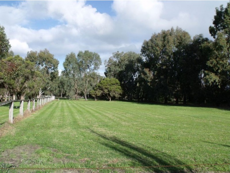 5 Stonesfield Court, Dardanup West WA 6236