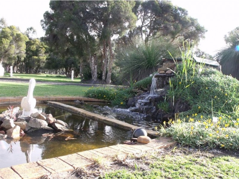 5 Stonesfield Court, Dardanup West WA 6236