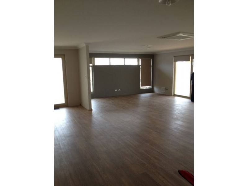 27 Sapphire Road, Dalyellup WA 6230