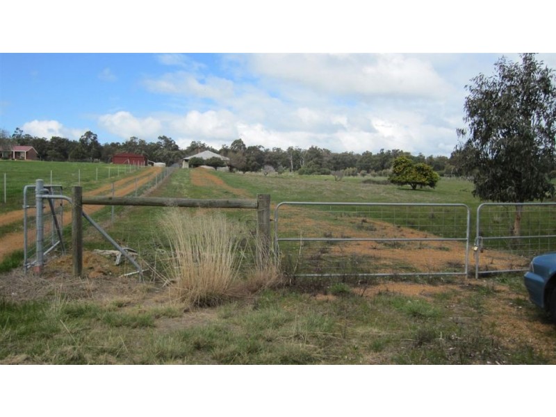 138 Coalfields Road, Collie WA 6225