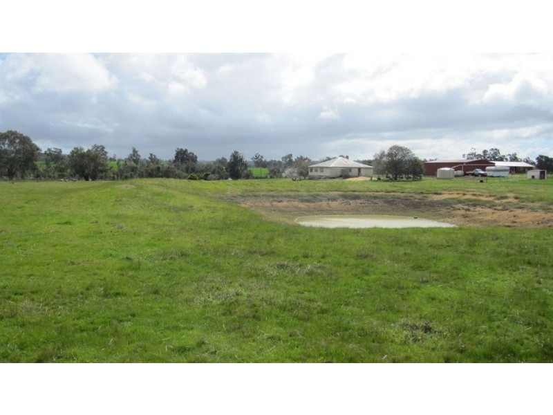 138 Coalfields Road, Collie WA 6225