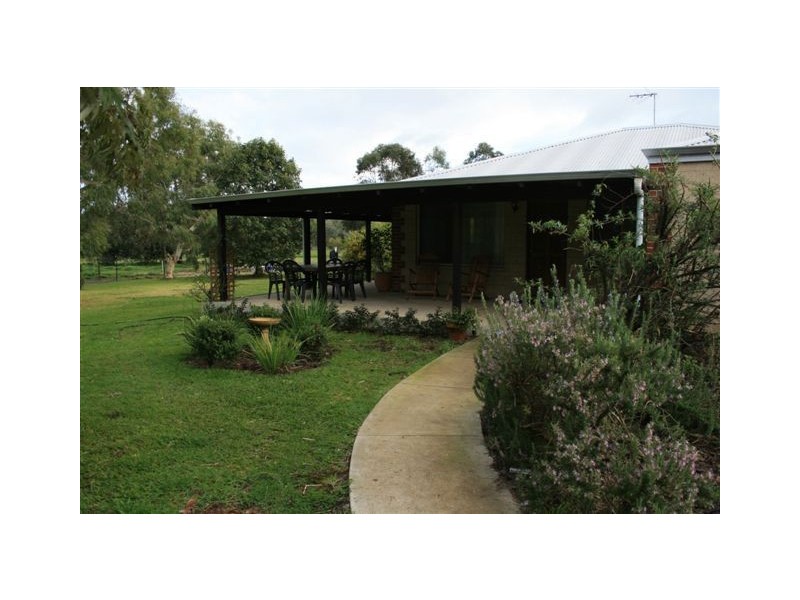 11 Slattery Way, Dardanup West WA 6236