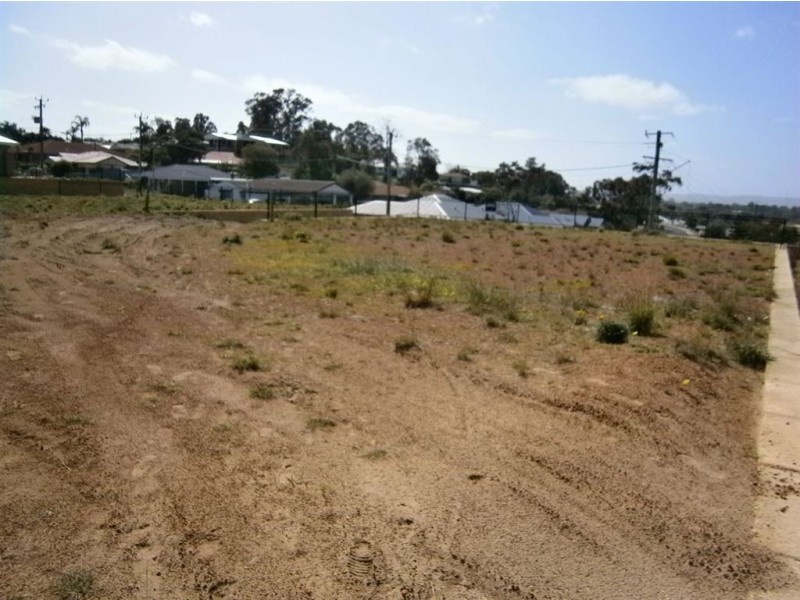 52 Parkfield Way, Australind WA 6233