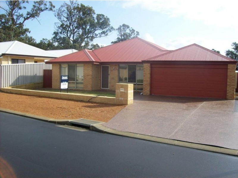 25 Claymore Loop, Dalyellup WA 6230