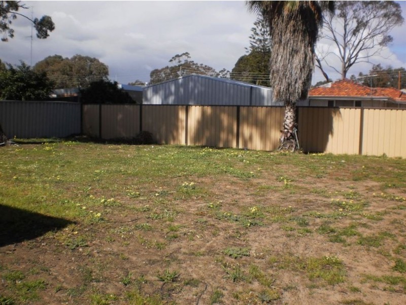 33 Wilkerson Way, Withers WA 6230