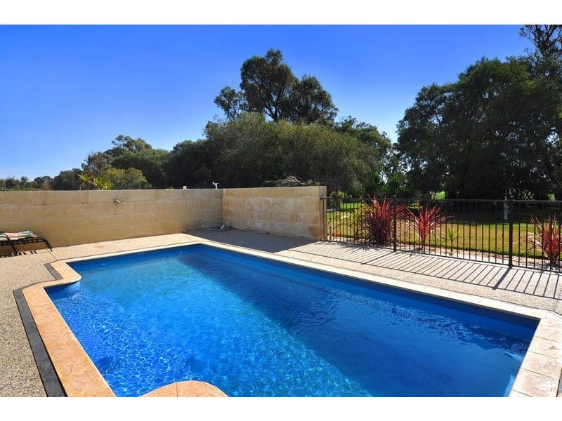 20 Chislehurst Avenue, Stratham WA 6237