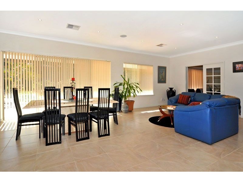 20 Chislehurst Avenue, Stratham WA 6237