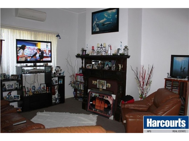 77 Coombe Street, Collie WA 6225