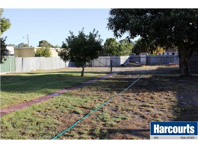 77 Coombe Street, Collie WA 6225