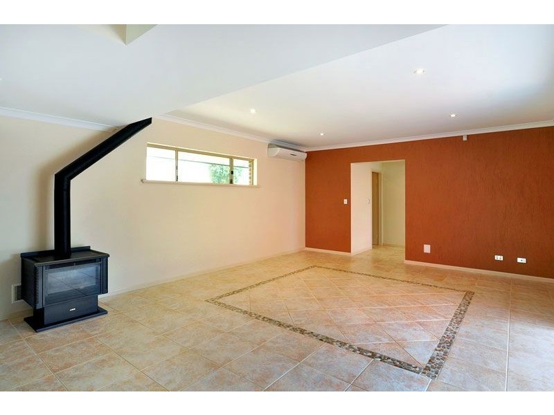 20 Samuel Wright Street, Bunbury WA 6230