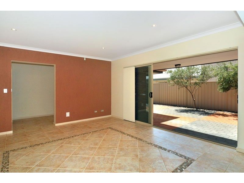 20 Samuel Wright Street, Bunbury WA 6230