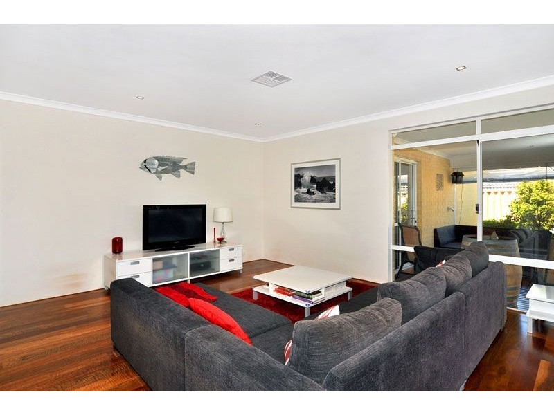 11 Katinka Street, Dalyellup WA 6230