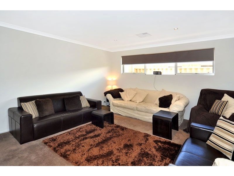 11 Katinka Street, Dalyellup WA 6230