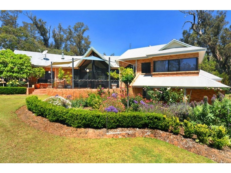 28 Mangles Road, Stirling Estate WA 6271