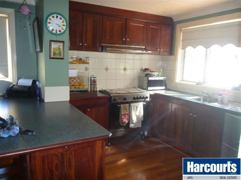 28 Zoe Street, Bunbury WA 6230