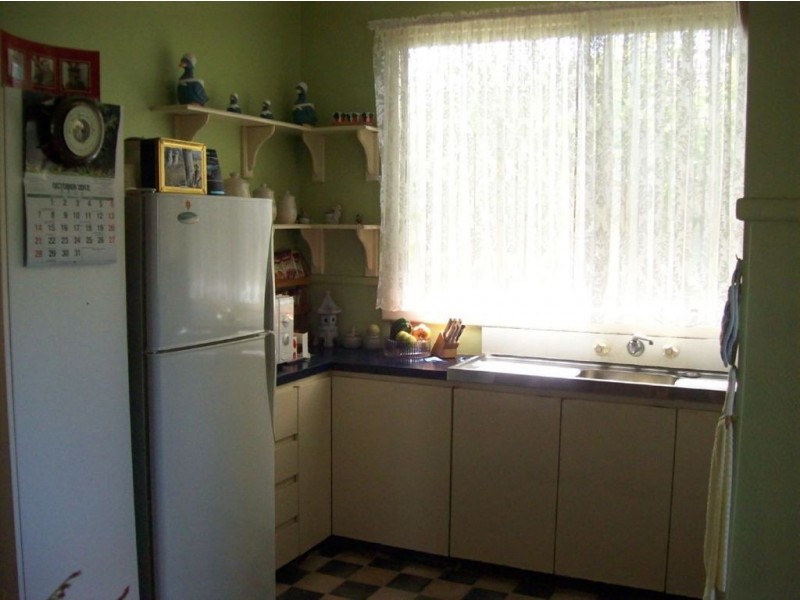 53 Hands Avenue, Carey Park WA 6230