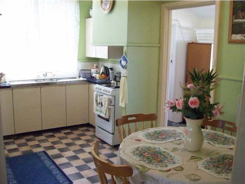 53 Hands Avenue, Carey Park WA 6230