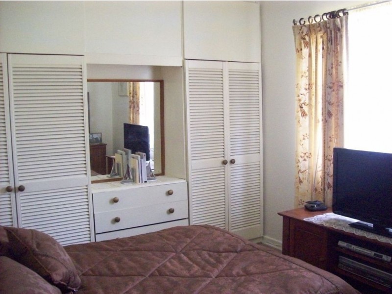 53 Hands Avenue, Carey Park WA 6230