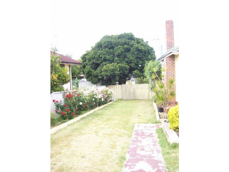 53 Hands Avenue, Carey Park WA 6230