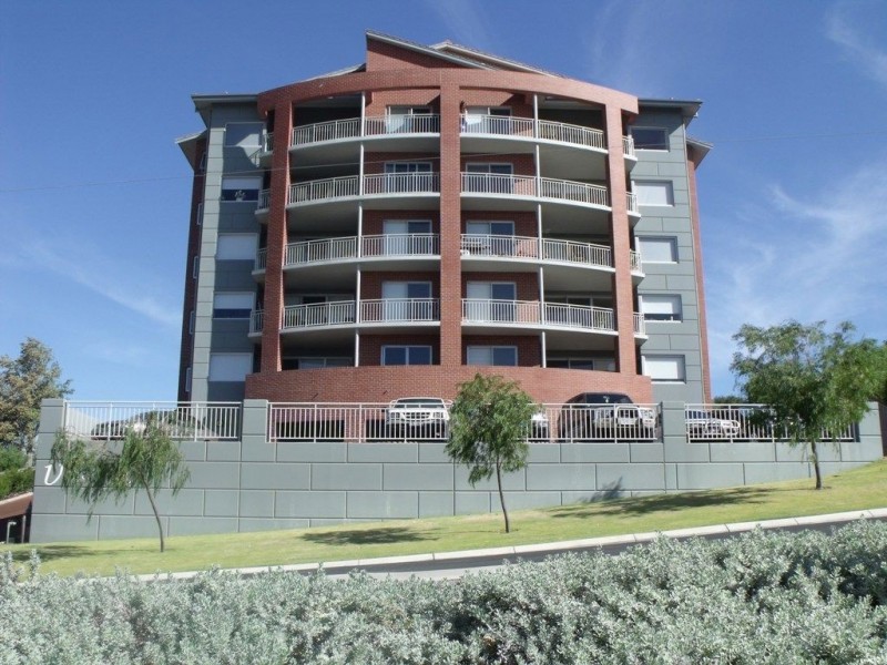 4/11 Prinsep Street, Bunbury WA 6230