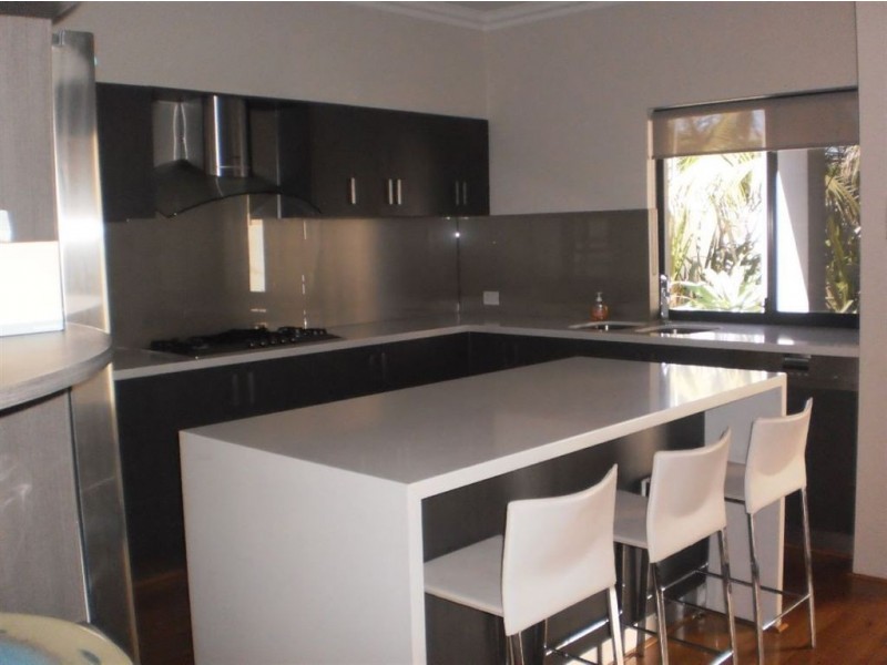 1/2 Haydock Street, Bunbury WA 6230