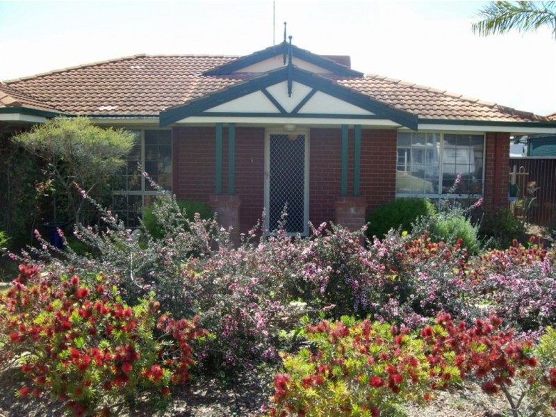 2 Frost Way, Eaton WA 6232