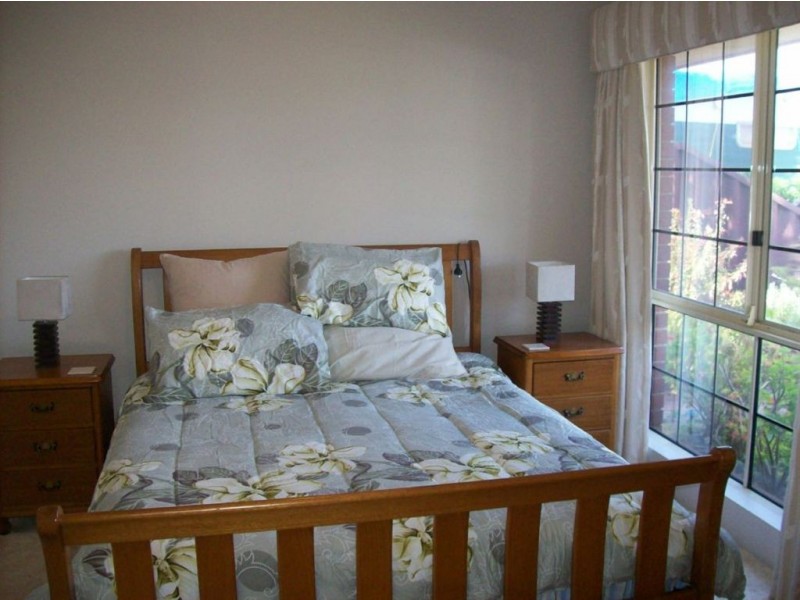 2 Frost Way, Eaton WA 6232
