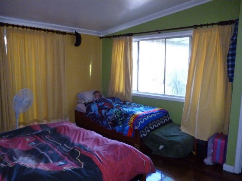 5 Ecclestone Street, Bunbury WA 6230