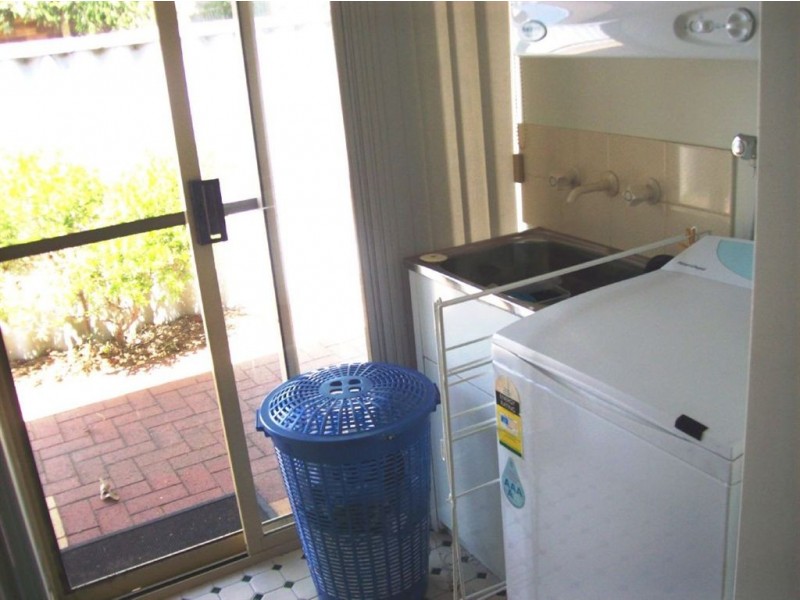 2/64 Forrest Street, Bunbury WA 6230