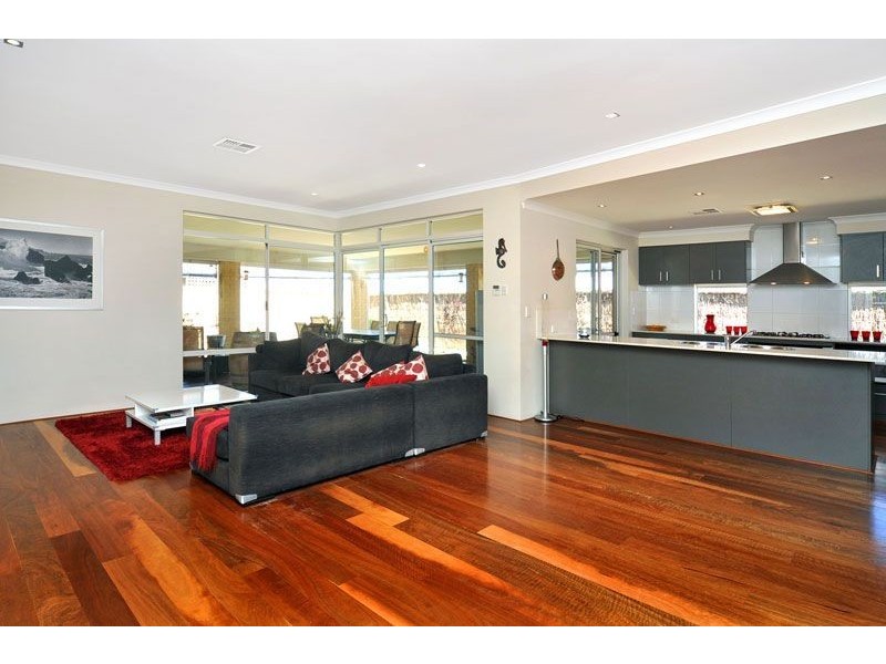 11 Katinka Street, Dalyellup WA 6230