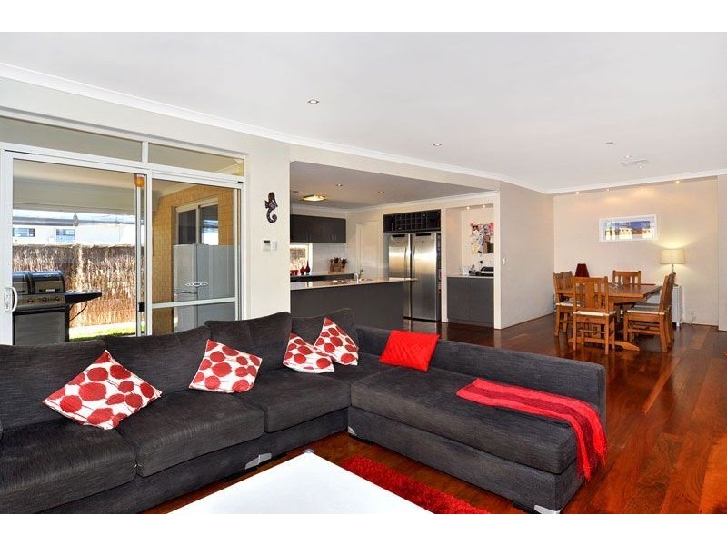 11 Katinka Street, Dalyellup WA 6230