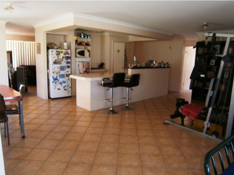 19 Barton Drive, Australind WA 6233