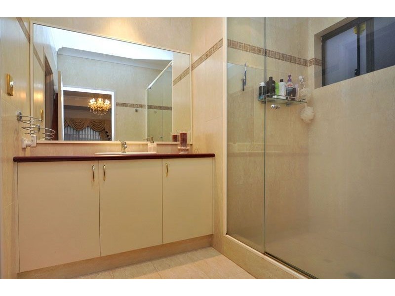 36 Vaughans Way, Australind WA 6233