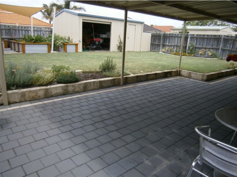 76 Glenfield Drive, Australind WA 6233