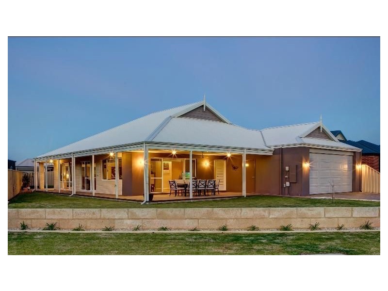 5 Torrens Loop, Millbridge WA 6232