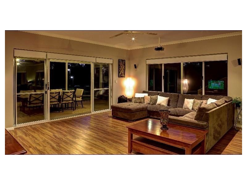 5 Torrens Loop, Millbridge WA 6232