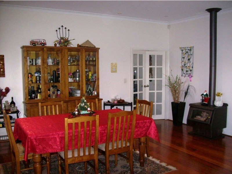 14 Lawson Rd, Dalyellup WA 6230