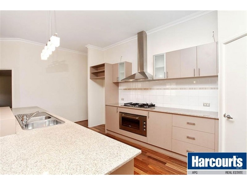 45 Winthrop Avenue, College Grove WA 6230