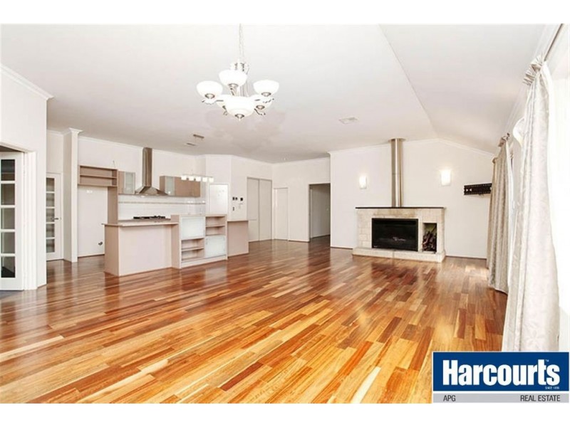 45 Winthrop Avenue, College Grove WA 6230