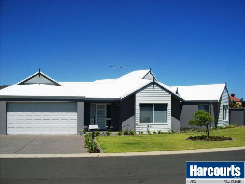 9 Sabina Way, Pelican Point WA 6230