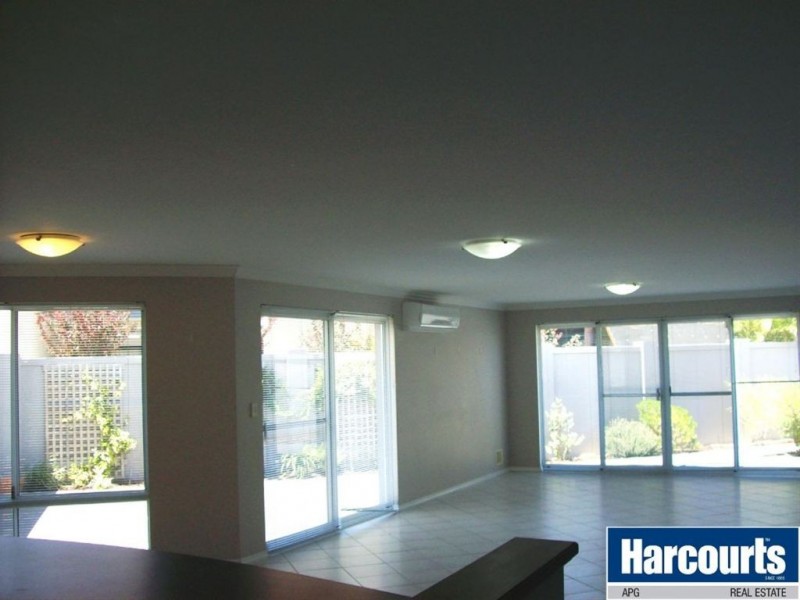 9 Sabina Way, Pelican Point WA 6230