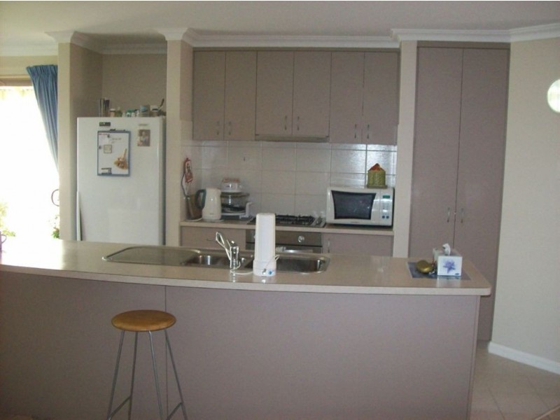 4/180 Forrest Avenue, Carey Park WA 6230