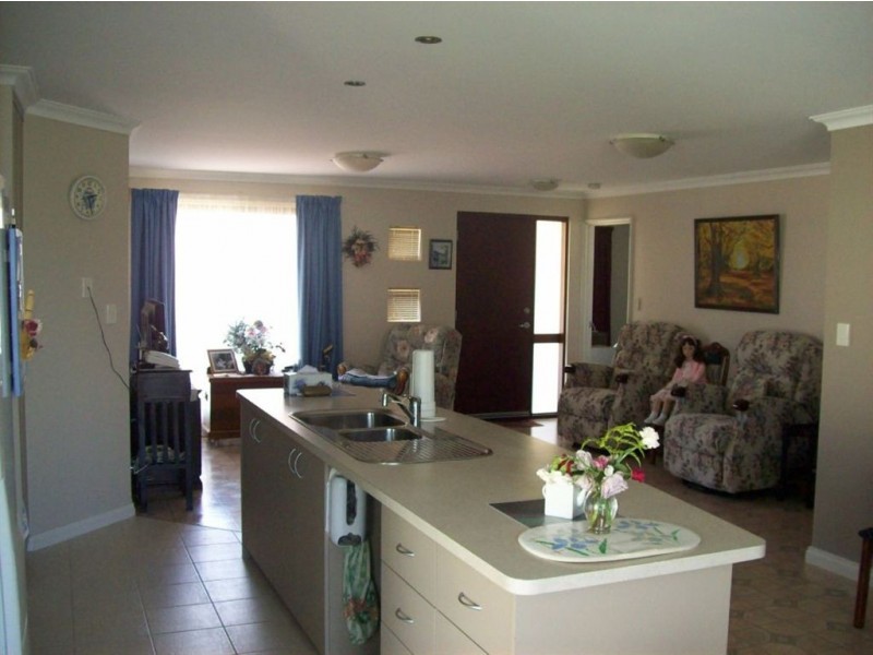 4/180 Forrest Avenue, Carey Park WA 6230