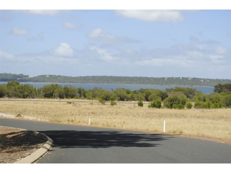 7 Possum Place, Birchmont WA 6214