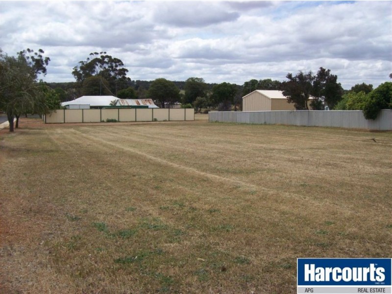 50 Hillman Street, Darkan WA 6392