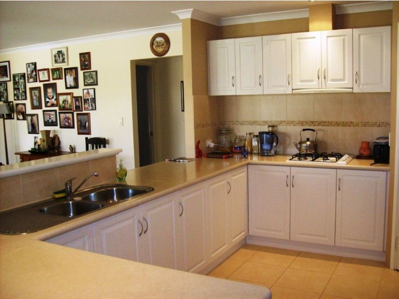 107 Hornibrook Road, Dalyellup WA 6230